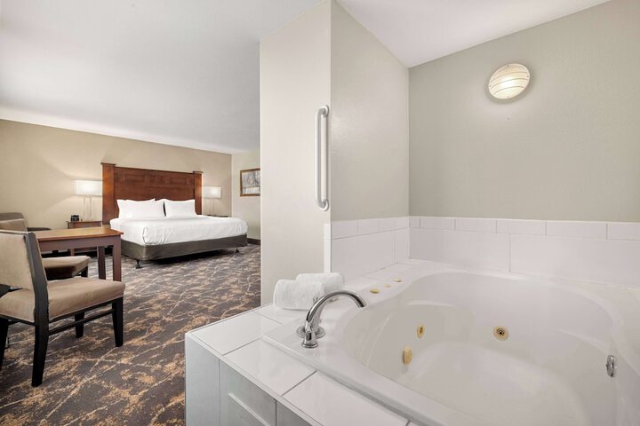 La Quinta Inn & Suites by Wyndham Grants Pass