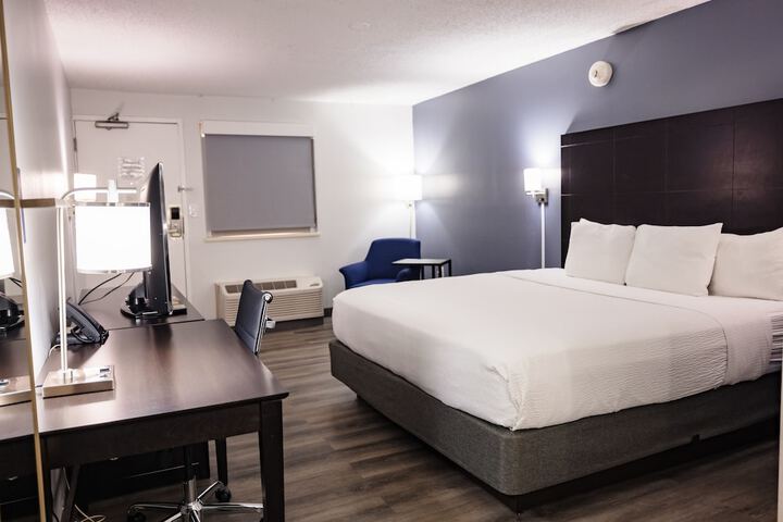 Room 54 of 56