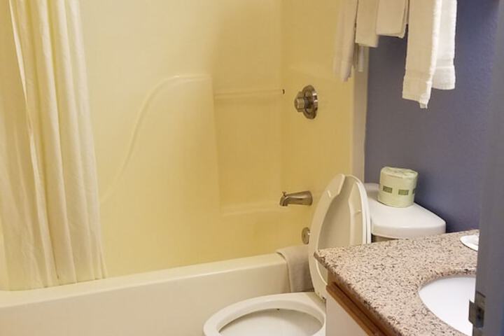 Room 21 of 25