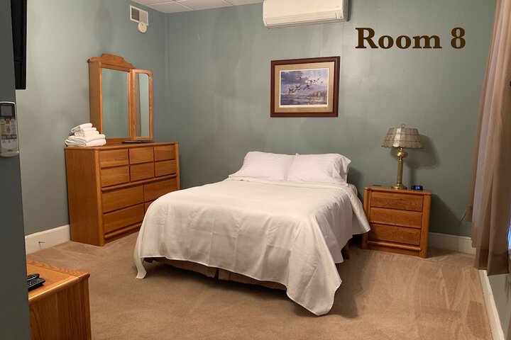 Room 9 of 35