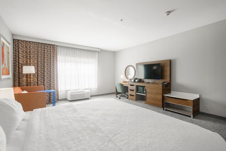 Room 25 of 58