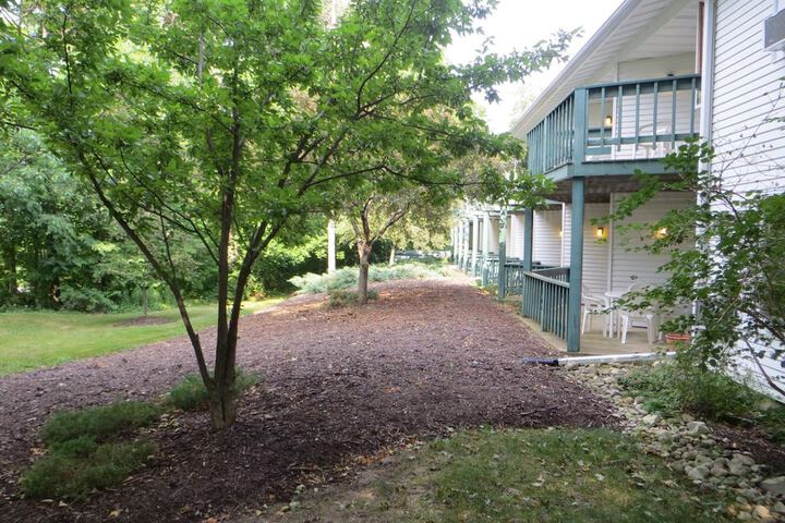 Property Grounds 31 of 34