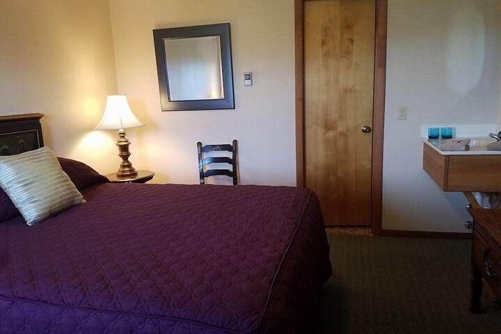 Leonas Motel