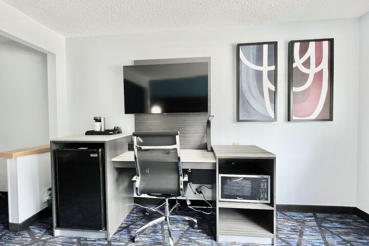 AmericInn by Wyndham Quincy