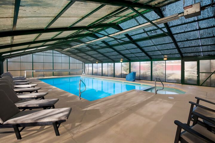 Pool 6 of 60