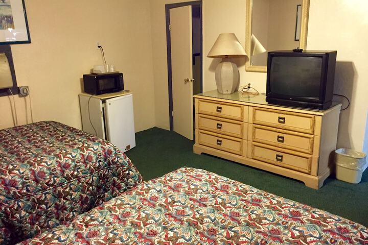 Room 16 of 24