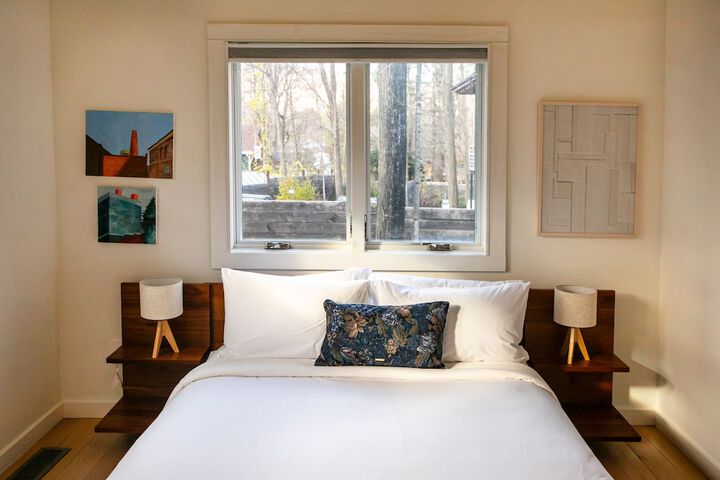 Woodstock Way Hotel