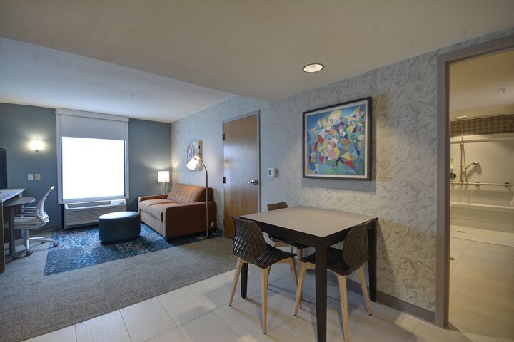 Home2 Suites by Hilton Portland Airport