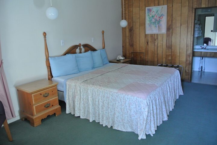 Room 57 of 61