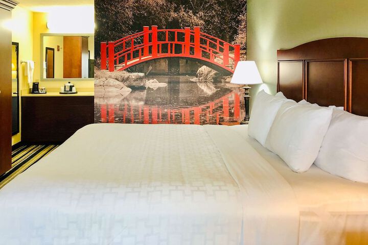 Room 12 of 45