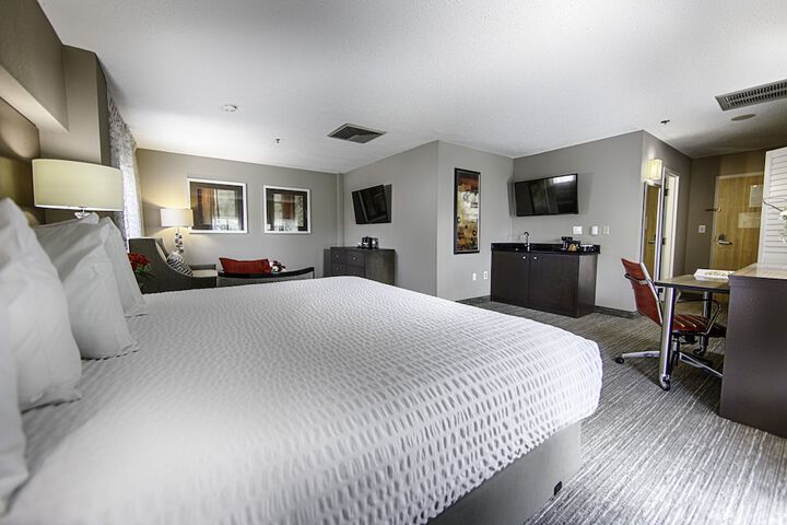 Room 16 of 34