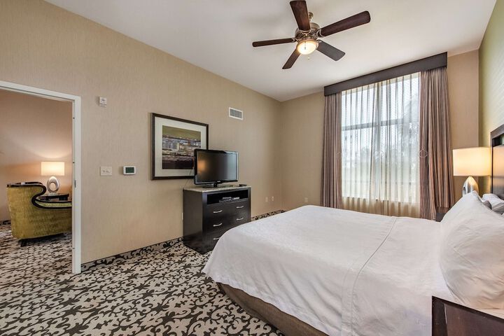 Homewood Suites by Hilton Oxnard / Camarillo