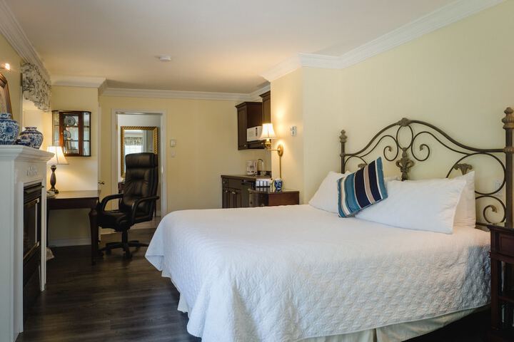 Room 19 of 29