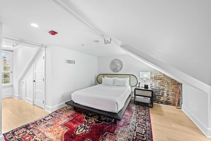 Room 22 of 56