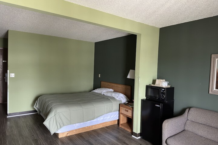 Harbor Lights Lodge