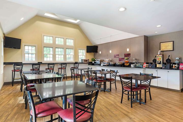 Best Western Plus Cold Spring