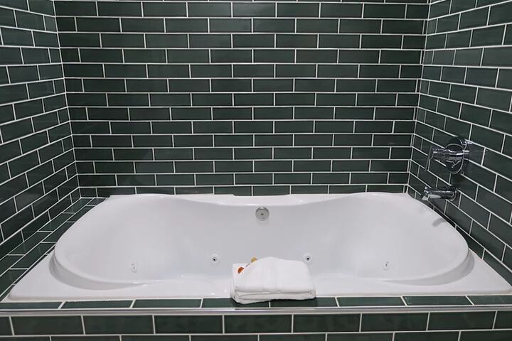 Room 20 of 51