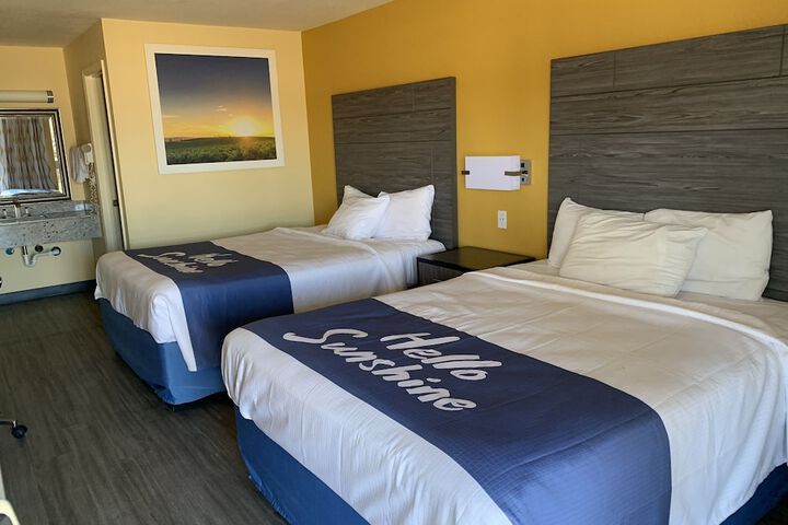 Room 12 of 23
