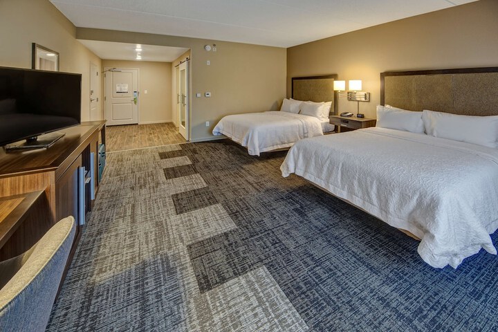 Room 35 of 49