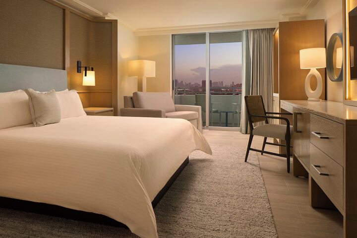 Loews Miami Beach Hotel – South Beach