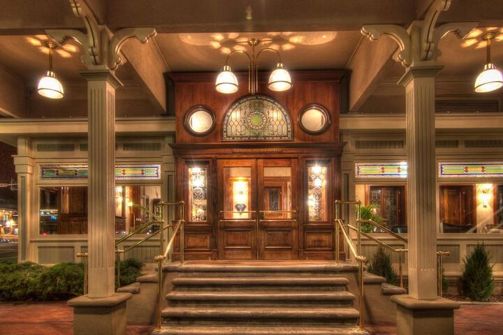 Hotel 3 of 104