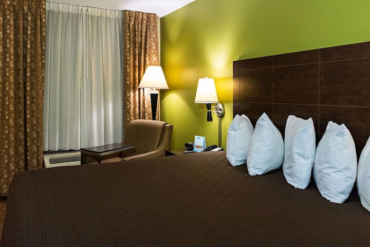 Room 20 of 22