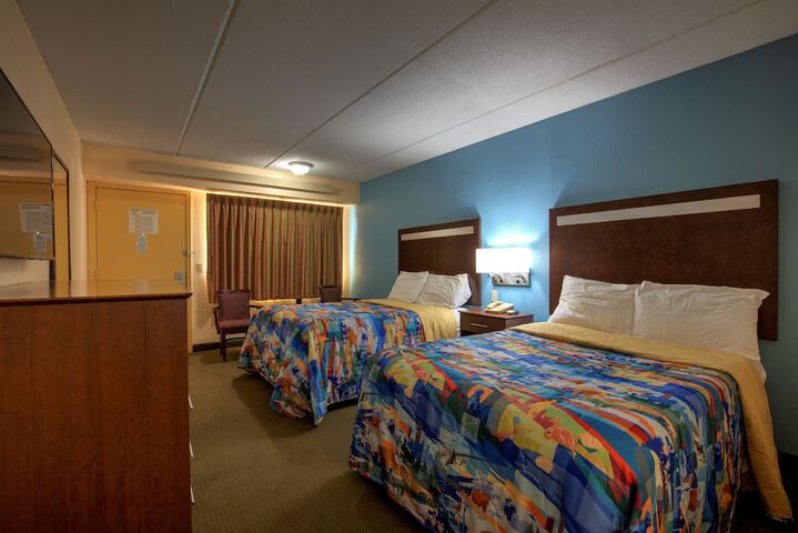 Room 17 of 25