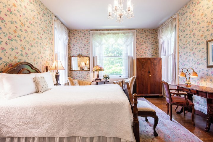Room 40 of 67