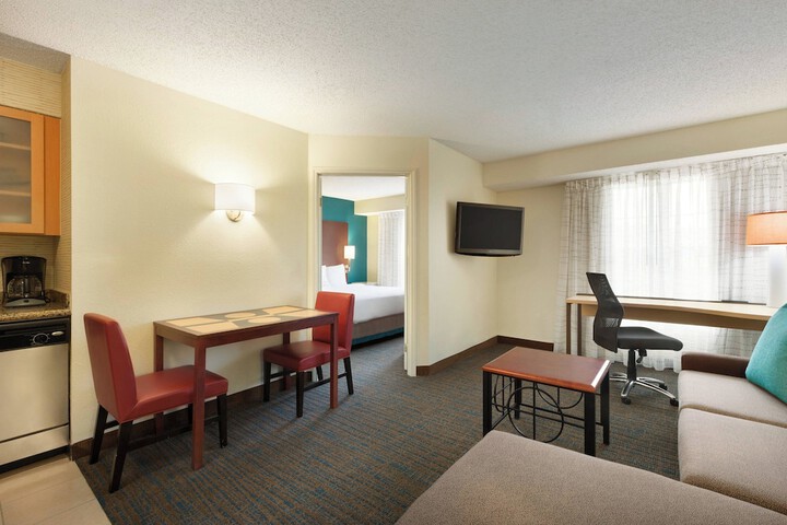 Room 14 of 20