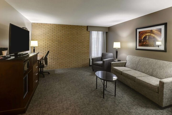 Room 21 of 41