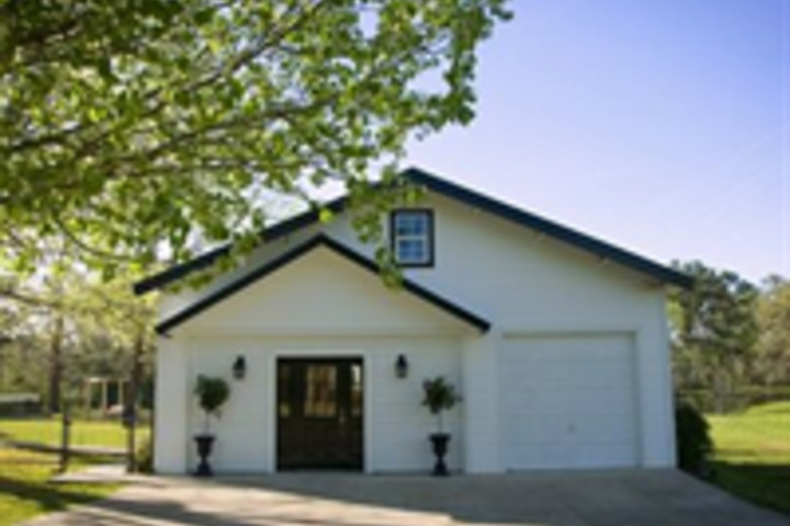 TEXAS FOREST COUNTRY RETREAT