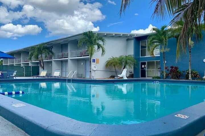 Pool 3 of 23