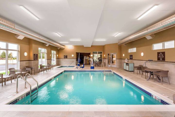 Pool 4 of 32
