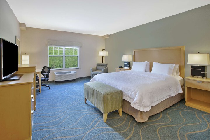 Room 46 of 87