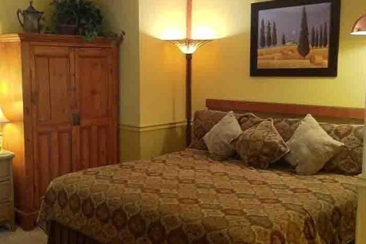 Room 105 of 150