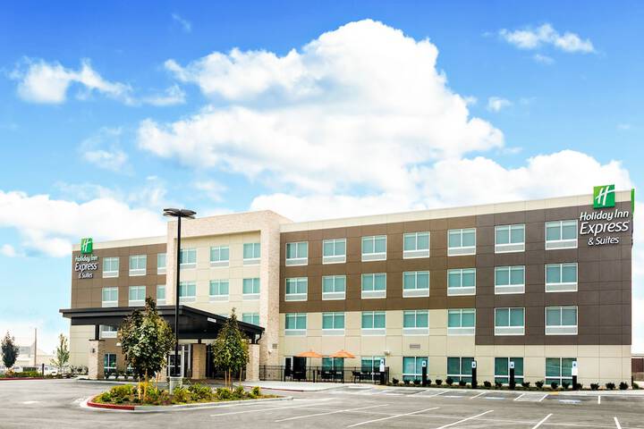 Holiday Inn Express & Suites Prosser - Yakima Valley Wine by IHG