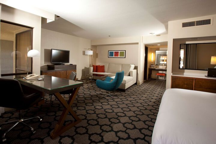 Hilton Palm Springs Resort
