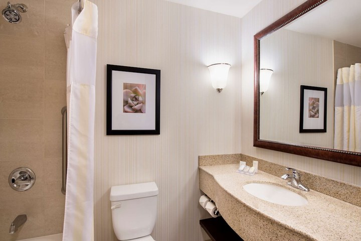 Room 14 of 29