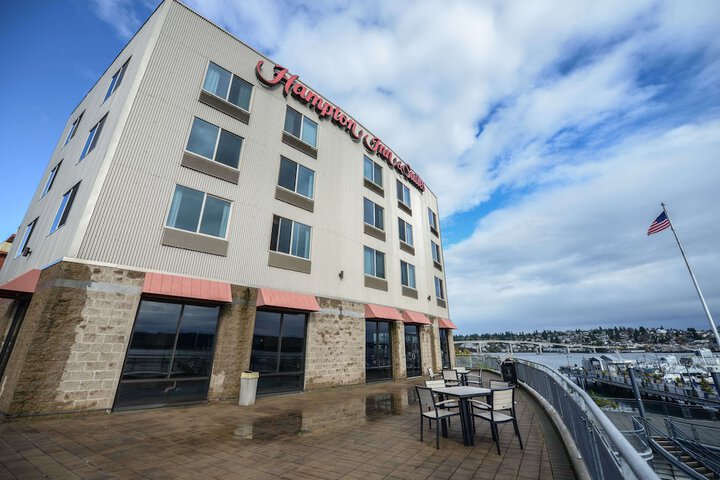 Hampton Inn & Suites Bremerton
