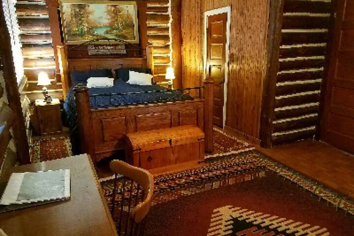 Room 41 of 73