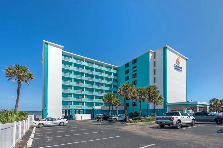 Comfort Inn & Suites Daytona Beach Oceanfront