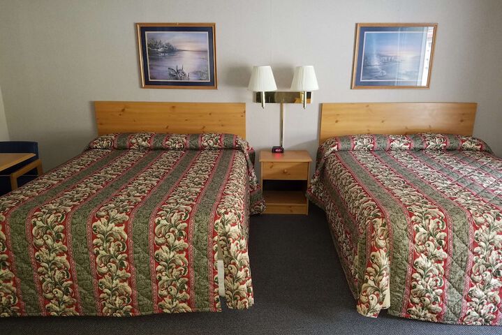 Room 11 of 11