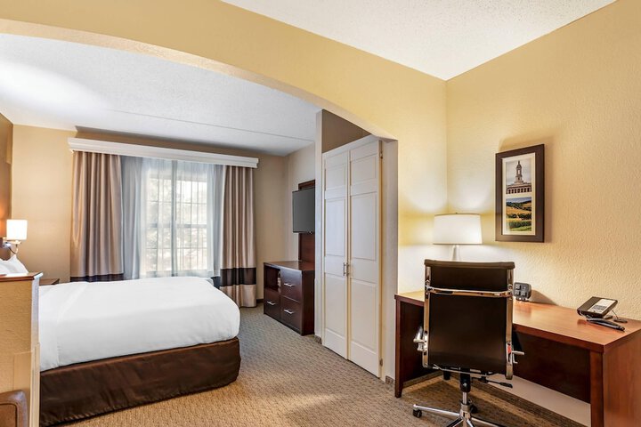 Comfort Suites State College near Penn State
