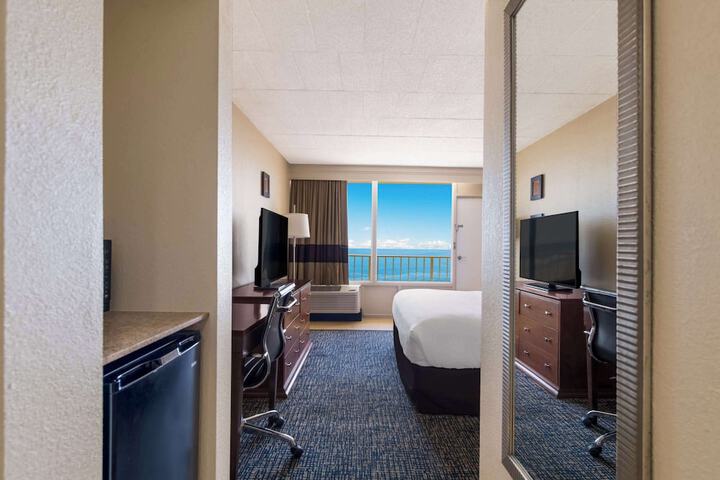 Comfort Inn South Oceanfront