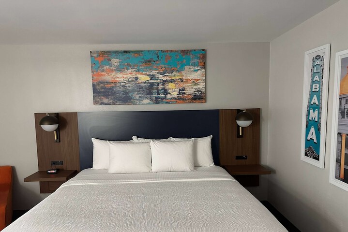 Room 41 of 54