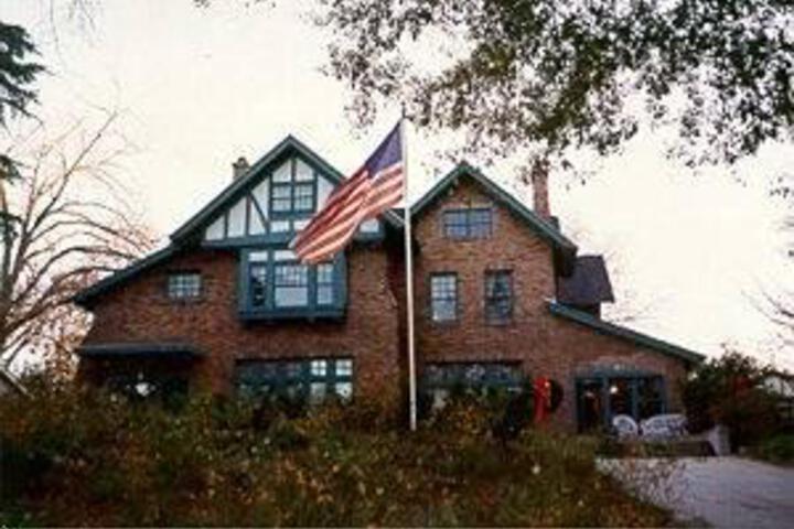 Ansley Inn