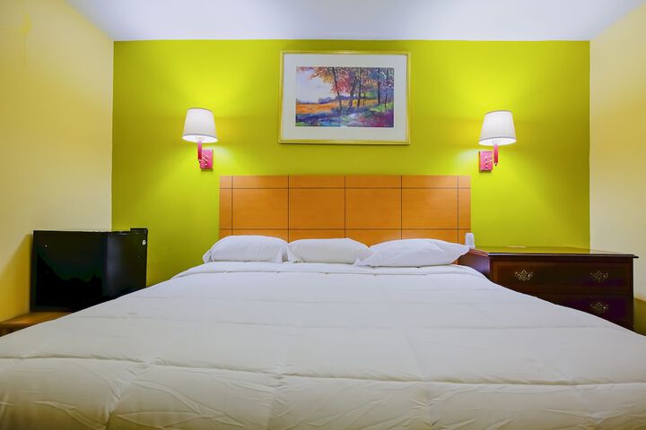 Hotel O Markham IL near Harvey / Tinley Park