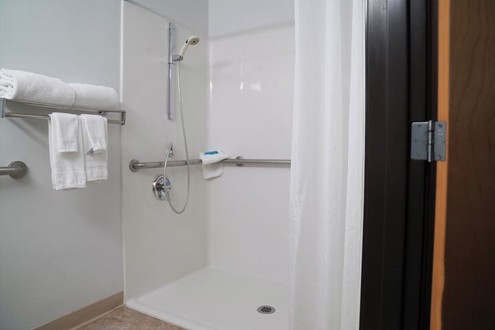 Room 20 of 49