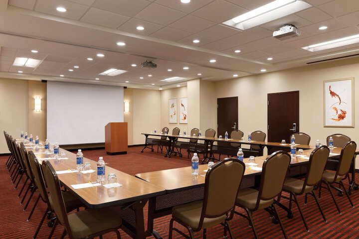 Hyatt Place St. Louis / Chesterfield