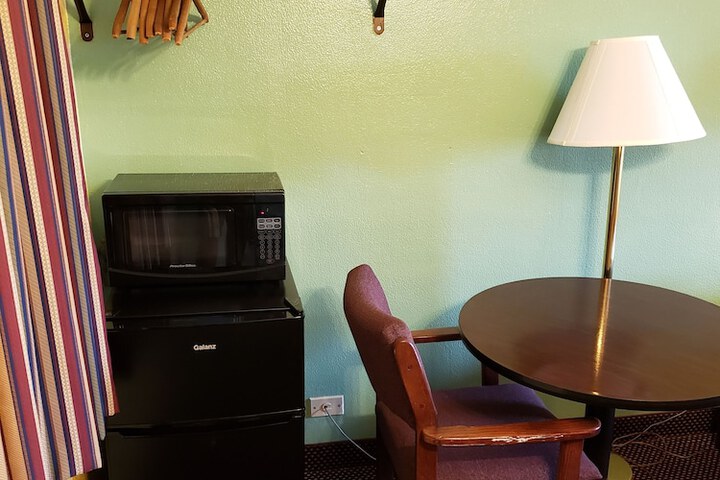Budget Host Inn Somerset